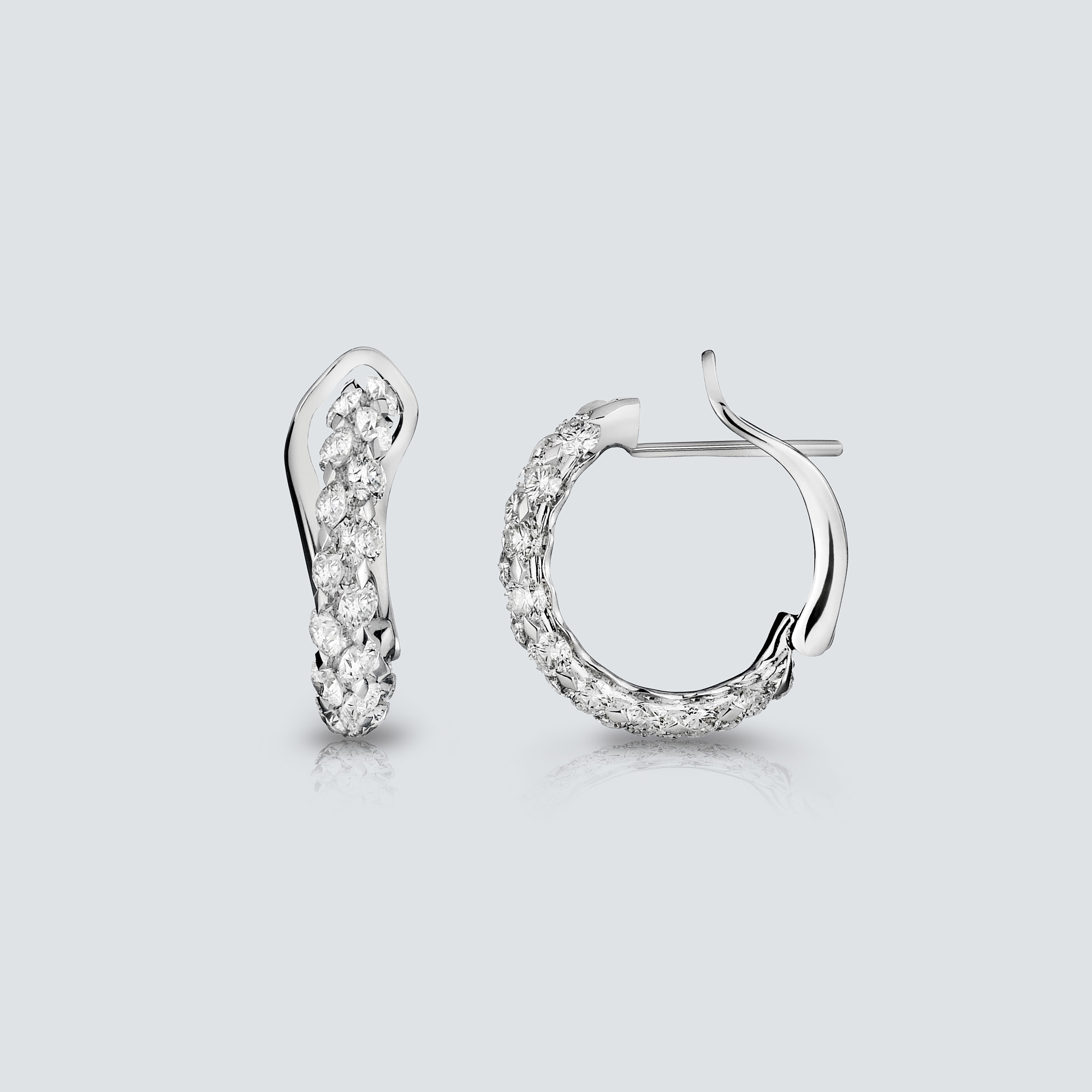 Busatti-Venice-collection-small-hoops-white-gold